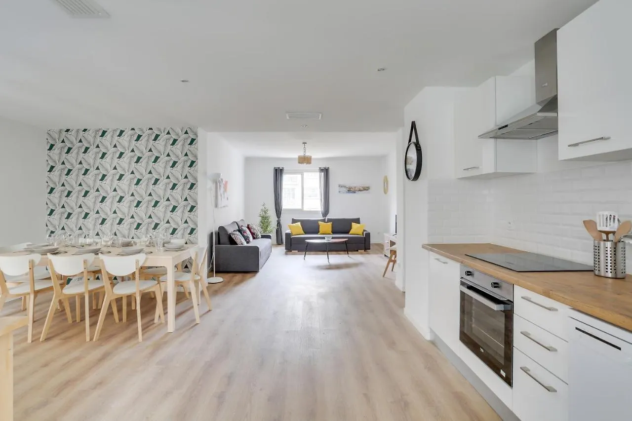 Appartement Magnifique T5  à Marseille France